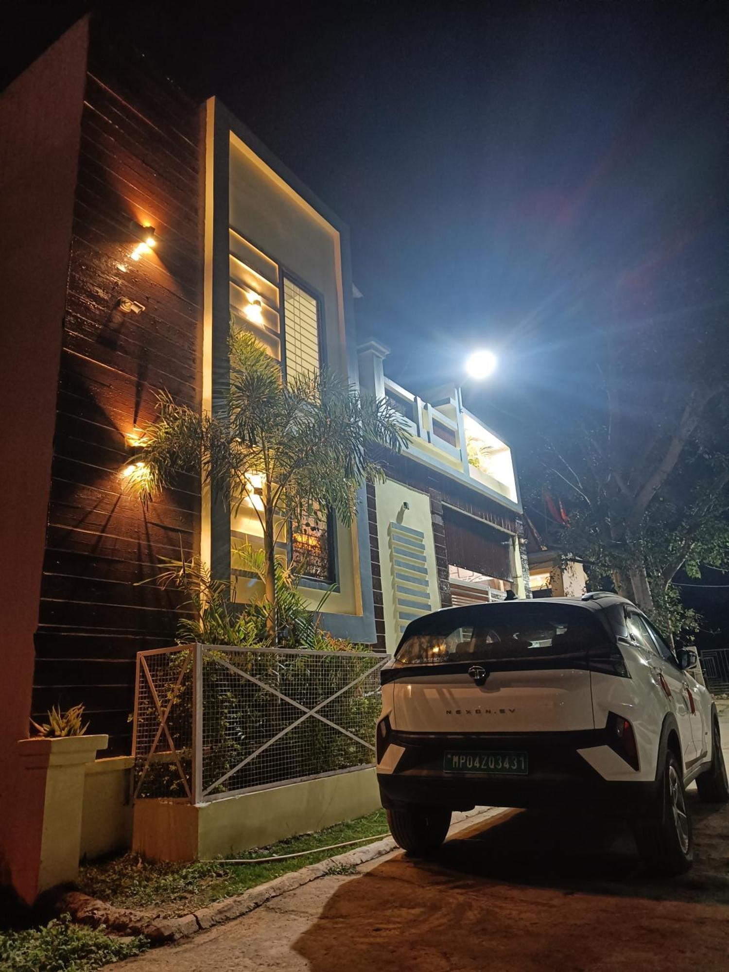 Adbhut Nivas Villa Bhopal Exteriör bild