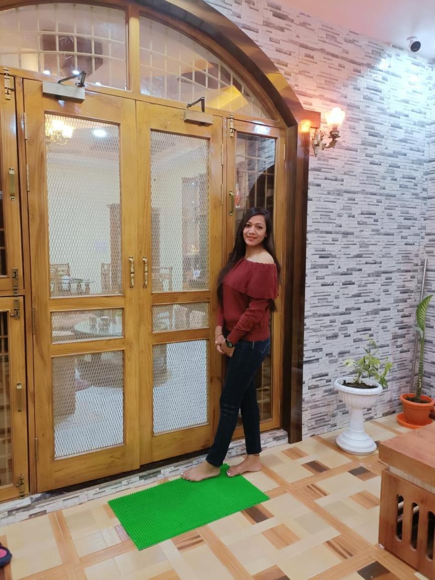 Adbhut Nivas Villa Bhopal Exteriör bild